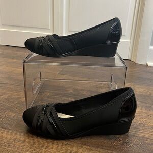 Cliffs By White Mountain Woman’s Bowie Cushioned Ballet Wedge Heel Shoes